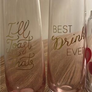 Elegant Pink and Gold Champagne Flutes